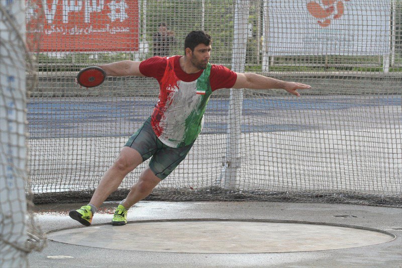 شیری قهرمان پرتاب دیسک مسابقات هند شد