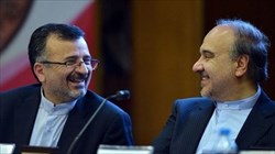 چوبی که داورزنی از رفاقت خورد و به رفقایش زد