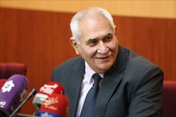 جلود: خواسته‌های ایران را برآورده می‌کنم/ نسل جدید ایران می‌تواند سرنوشت‌ساز باشد