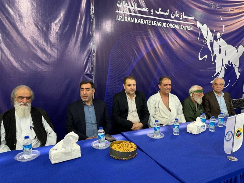 سنت عکس با لباس ورزشی برای روسای فدراسیون ها